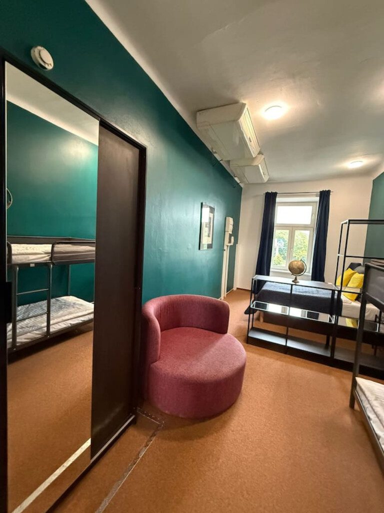 37874 423527 xlV2r4Ll12l8cUB272kg5oLDkNjXDn ZX7H3dJK xHE 68adda7452beb.jpg