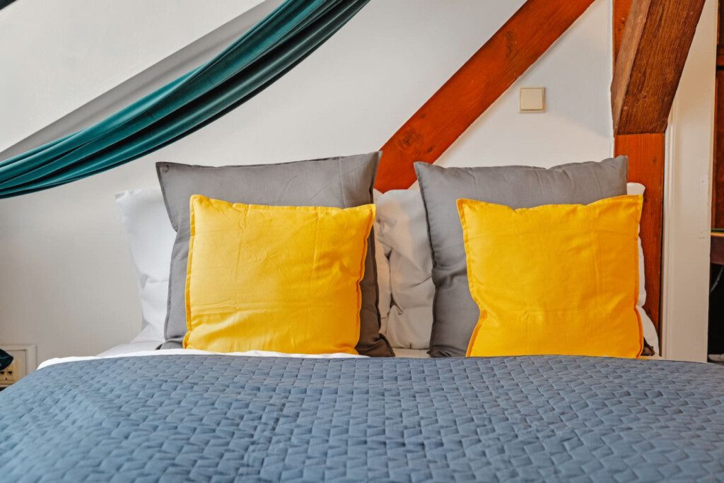 37874 429534 9dJHfzPMM 2XtU1Md91NufcabM 5iuCnUKvHYsVW5aY 68e90482a0561.jpg