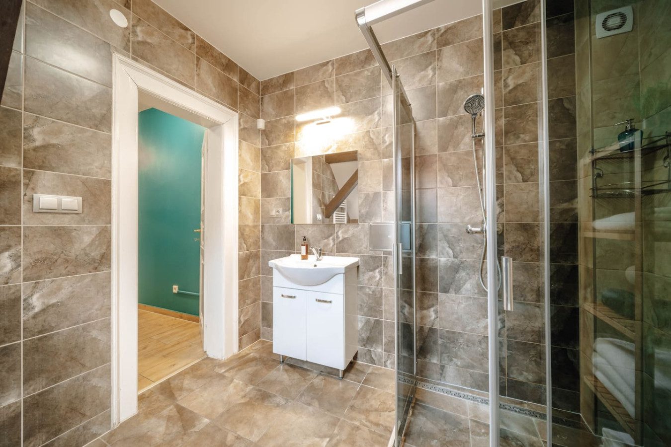 37874 429534 FPJmv vfwXDTEUtQRolB8sm0gn47zB9OCsG 39QhLMA 68e9047a9a1b1.jpg