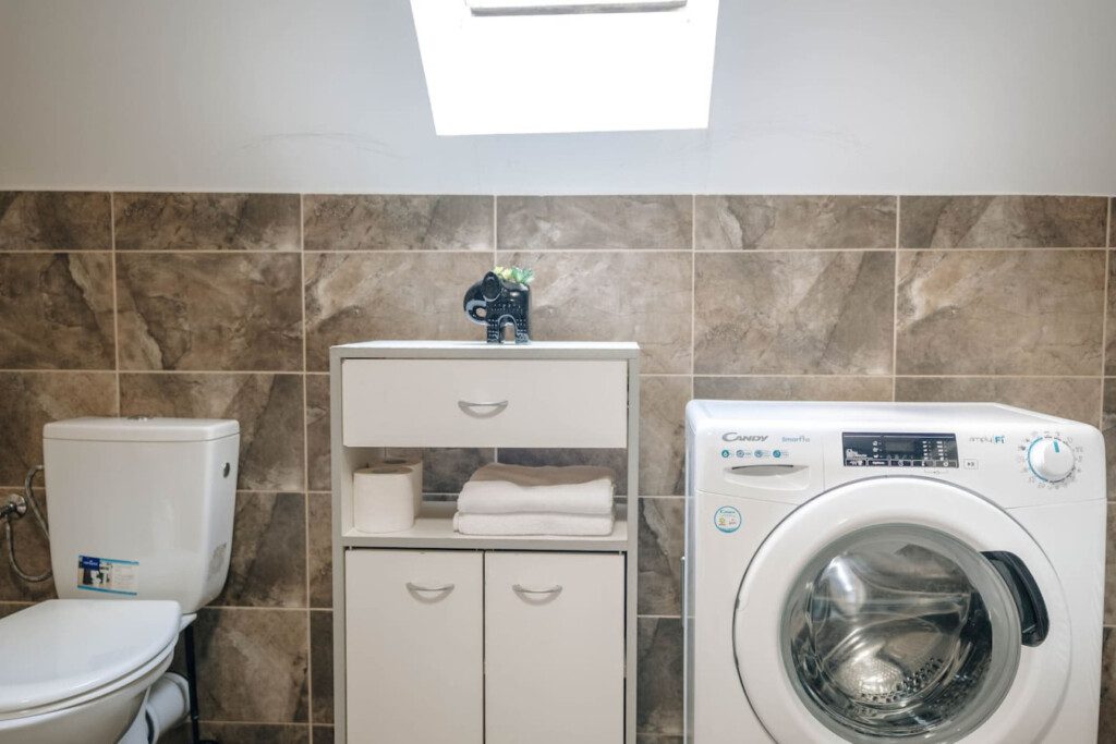 37874 429534 OuqXS GKYEOshuMteLTmyoI559XMq0wJGURnVpDq xY 68e9047925af0.jpg