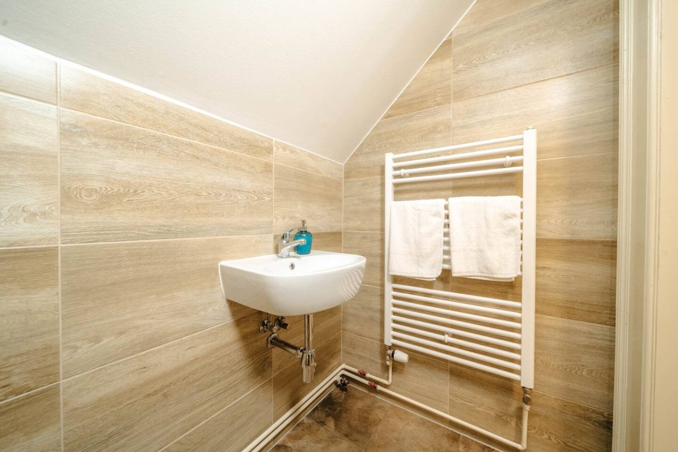 37874 429534 uaNrD7J1eEShssRlHeDtlPgqqw numdDBTePiIF8EdA 68e8fca5c1da6.jpg